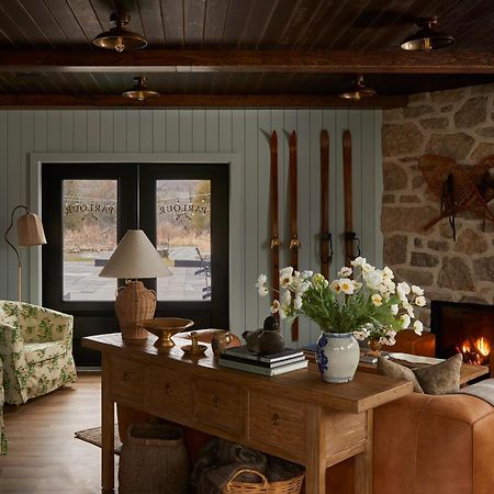 The June Motel, Beaver Valley Kimberley ภายนอก รูปภาพ