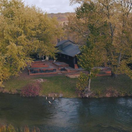 The June Motel, Beaver Valley Kimberley ภายนอก รูปภาพ